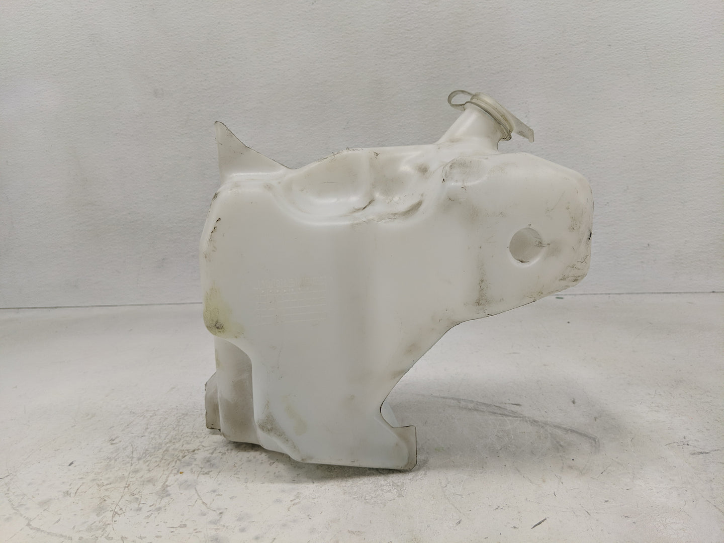 Dodge Dart Windshield Washer Fluid Reservoir Bottle Oem - Oemusedautoparts1.com