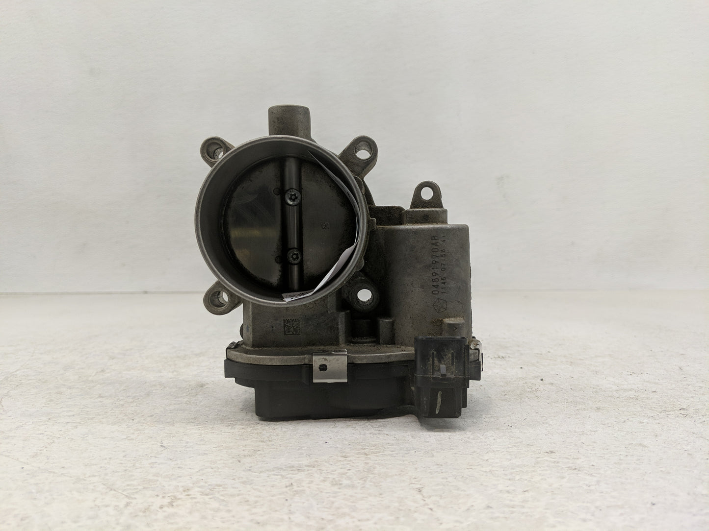 2015 Dodge Dart Throttle Body Fits OEM Used Auto Parts - Oemusedautoparts1.com