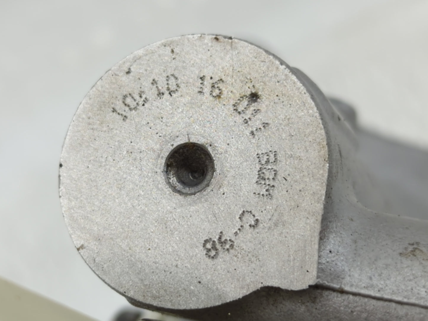 2013-2016 Dodge Dart Brake Master Cylinder - Oemusedautoparts1.com