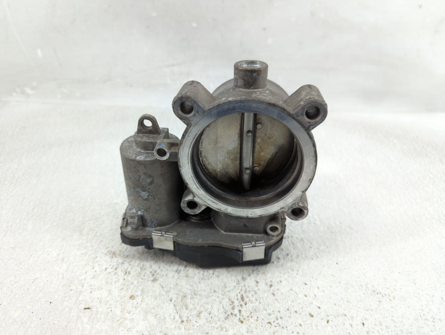 2013-2016 Dodge Dart Throttle Body P/N:04891970AB Fits Fits 2013 2014 2015 2016 OEM Used Auto Parts - Oemusedautoparts1.com