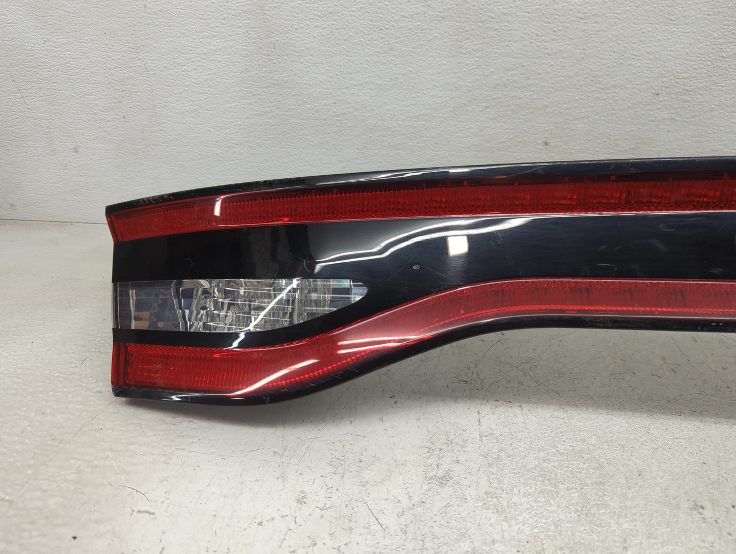2015 Dodge Dart Third Brake Light Tail Light P/N:6003TA0032 Fits OEM Used Auto Parts - Oemusedautoparts1.com