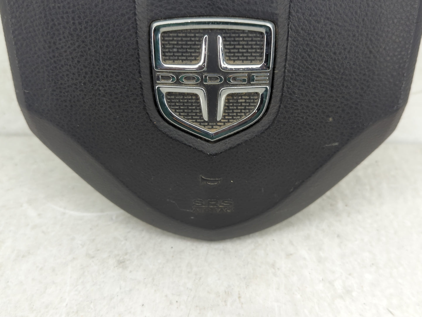 2013-2016 Dodge Dart Air Bag Driver Left Steering Wheel Mounted P/N:P1TL52DX9AD Fits Fits 2013 2014 2015 2016 OEM Used Auto 