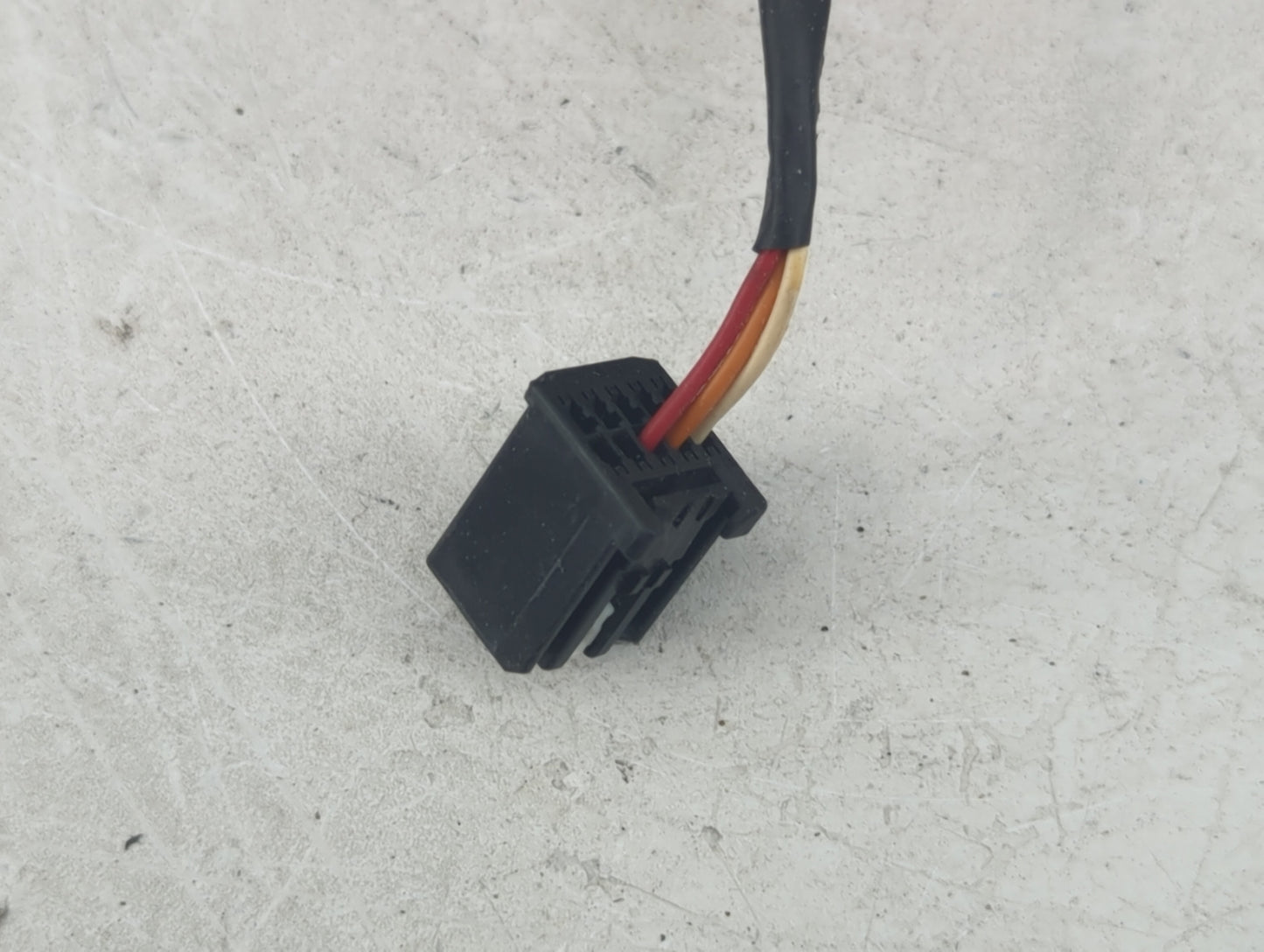 2013-2016 Dodge Dart Driver Side View Mirror - Left Door Mirror OEM Used - Oemusedautoparts1.com