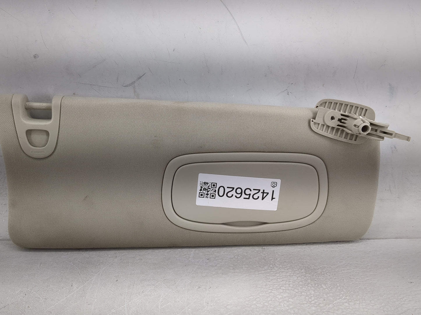 2015-2016 Dodge Dart Sun Visor Shade Replacement Passenger Right Mirror Fits Fits 2015 2016 OEM Used Auto Parts - Oemusedaut