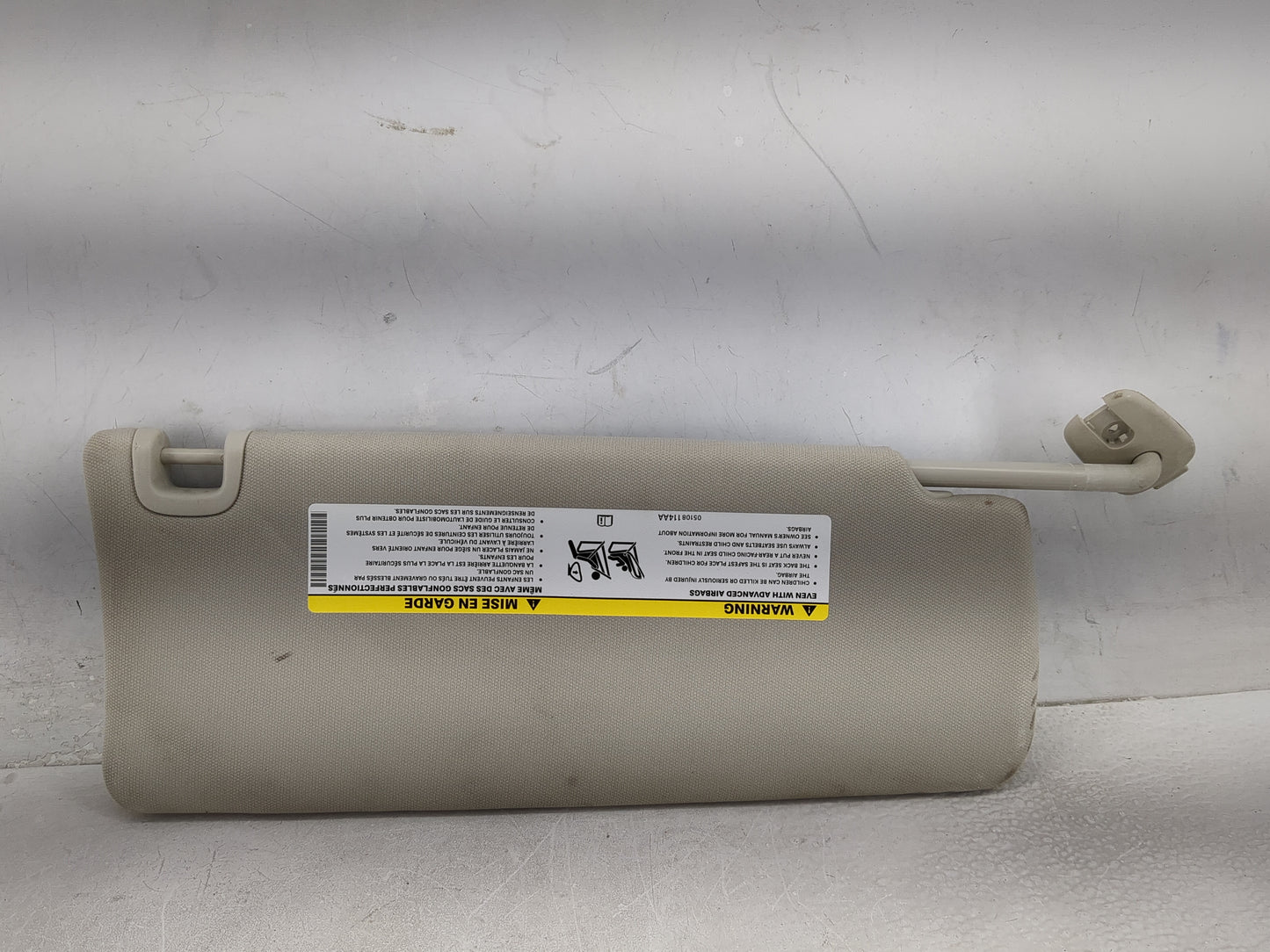 2015-2016 Dodge Dart Sun Visor Shade Replacement Driver Left Mirror Fits Fits 2015 2016 OEM Used Auto Parts - Oemusedautopar