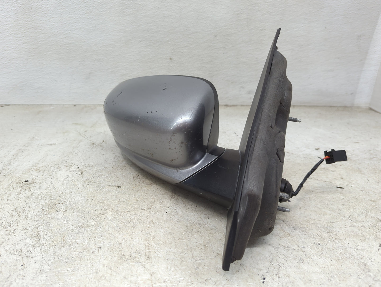 2013-2016 Dodge Dart Passenger Side View Mirror - Right Door Mirror OEM Used - Oemusedautoparts1.com