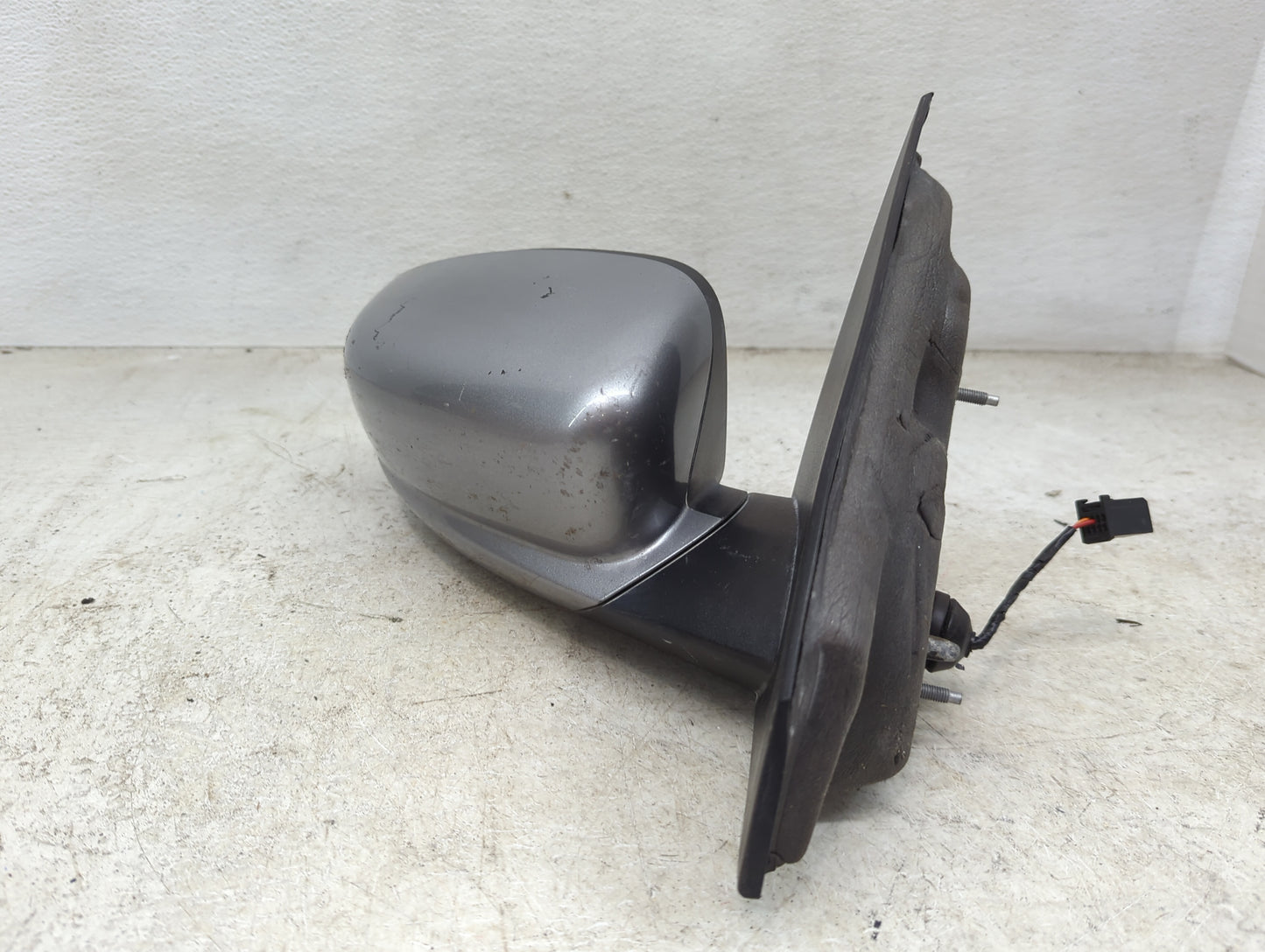 2013-2016 Dodge Dart Passenger Side View Mirror - Right Door Mirror OEM Used - Oemusedautoparts1.com