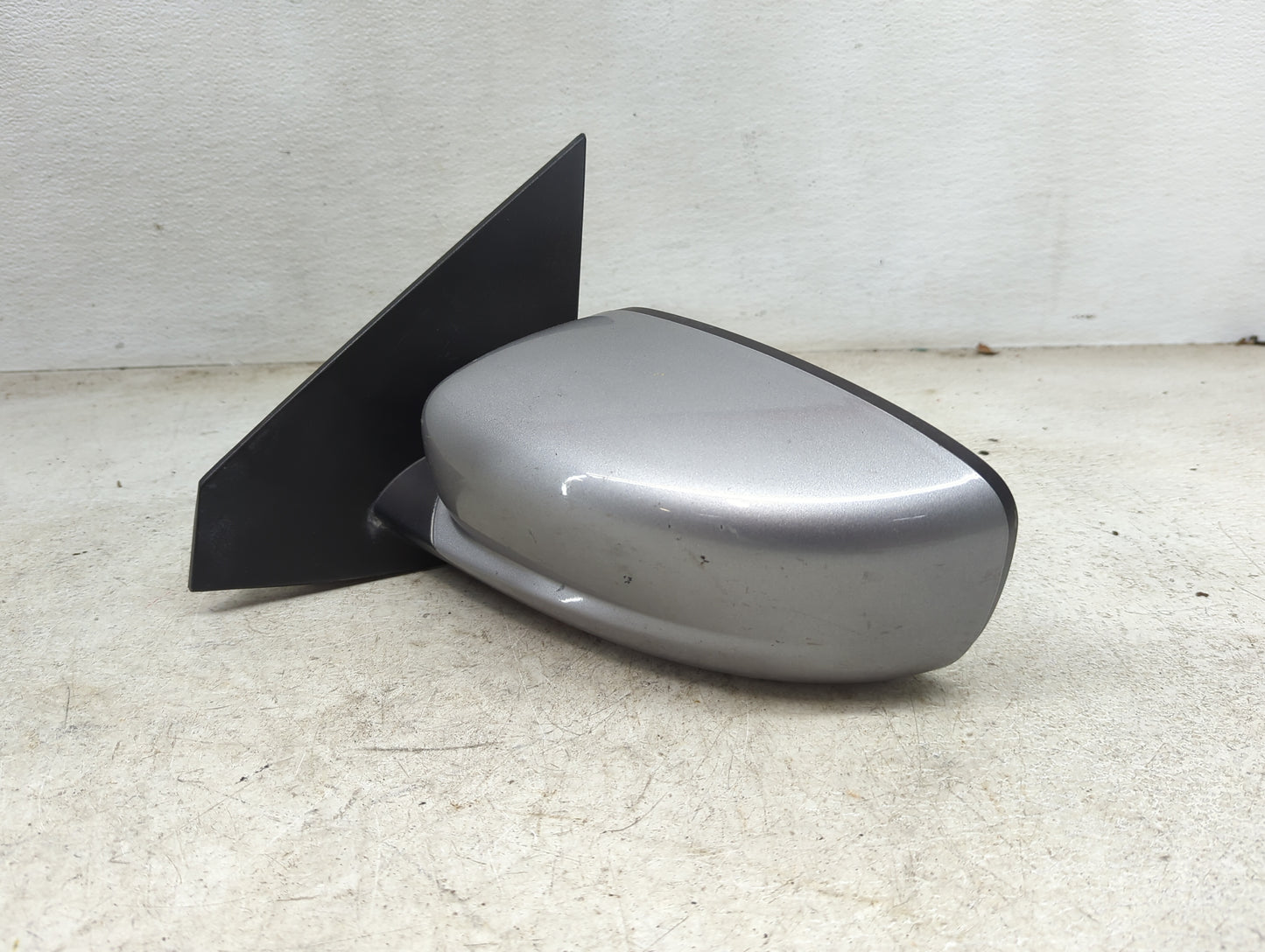 2013-2016 Dodge Dart Driver Side View Mirror - Left Door Mirror OEM Used - Oemusedautoparts1.com