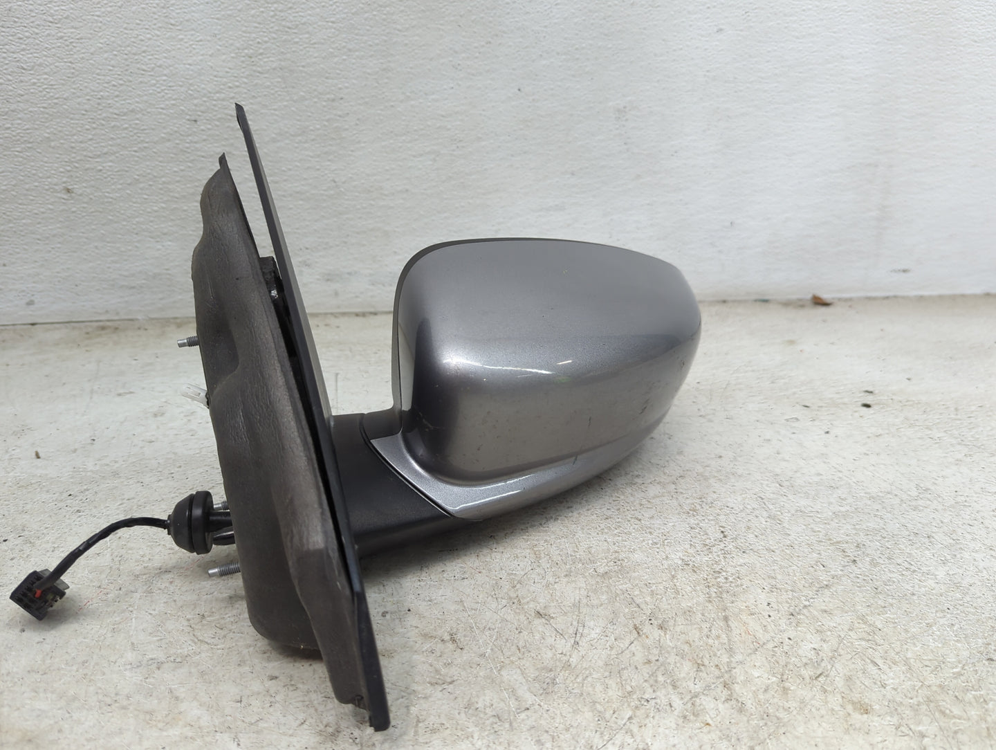 2013-2016 Dodge Dart Driver Side View Mirror - Left Door Mirror OEM Used - Oemusedautoparts1.com