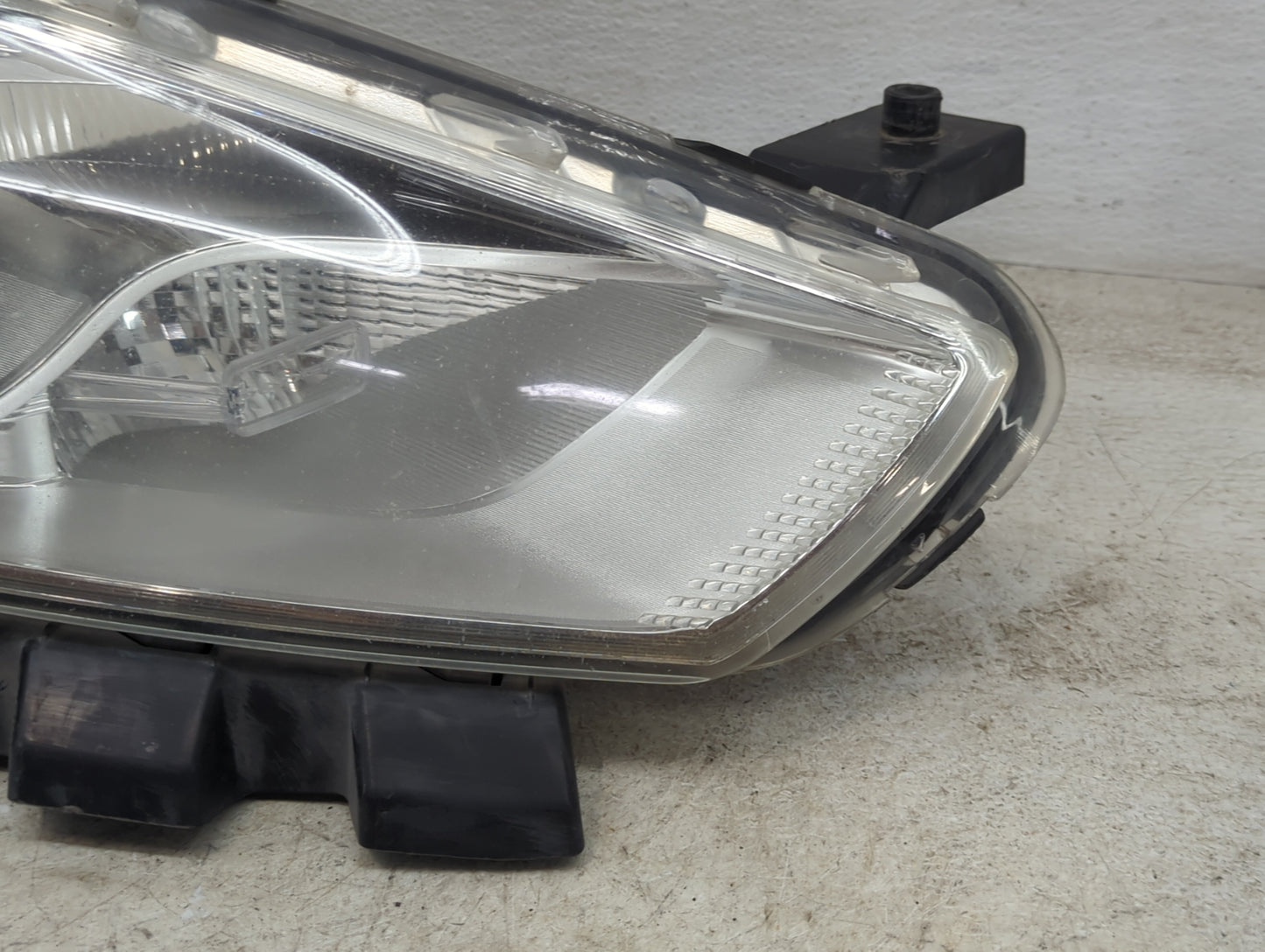 2013-2016 Dodge Dart Passenger Right Oem Head Light Headlight Lamp - Oemusedautoparts1.com