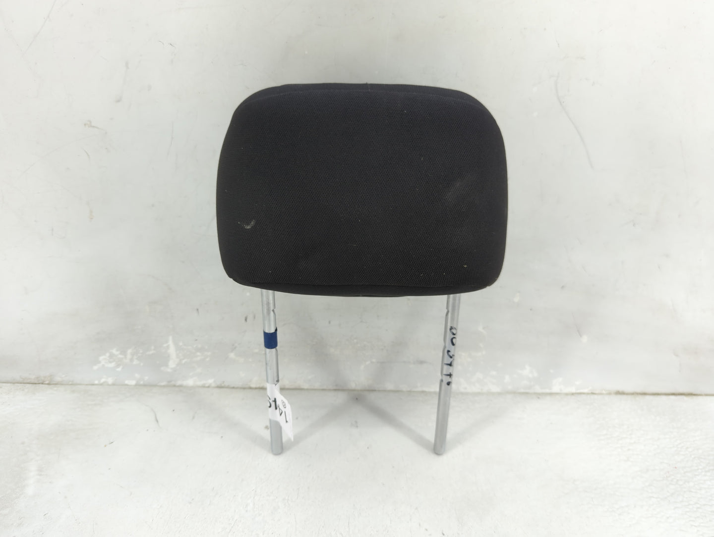 2013-2016 Dodge Dart Headrest Head Rest Front Driver Passenger Seat Fits Fits 2013 2014 2015 2016 OEM Used Auto Parts - Oemu
