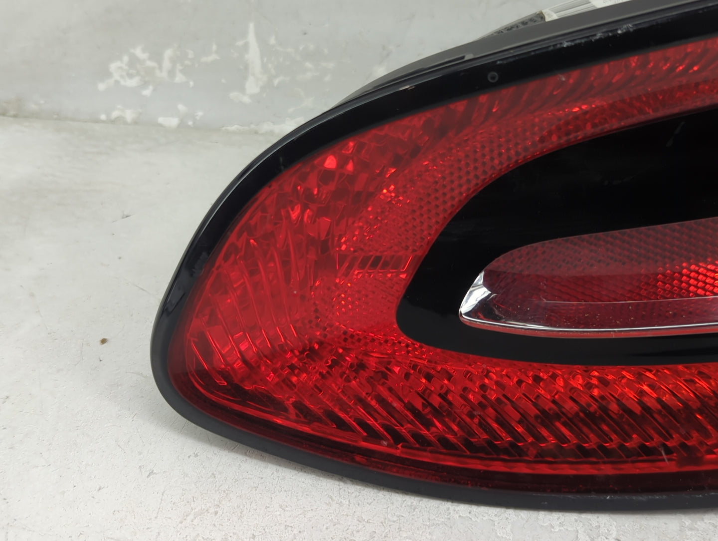 2013-2016 Dodge Dart Tail Light Assembly Driver Left OEM P/N:68081395AH Fits Fits 2013 2014 2015 2016 OEM Used Auto Parts - 