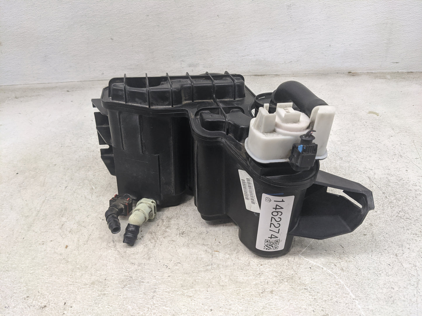 2015 Dodge Dart Fuel Vapor Charcoal Canister - Oemusedautoparts1.com