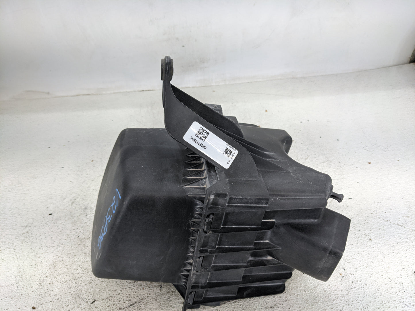 2013-2016 Dodge Dart Air Cleaner Intake-duct Hose Tube 1463556 - Oemusedautoparts1.com