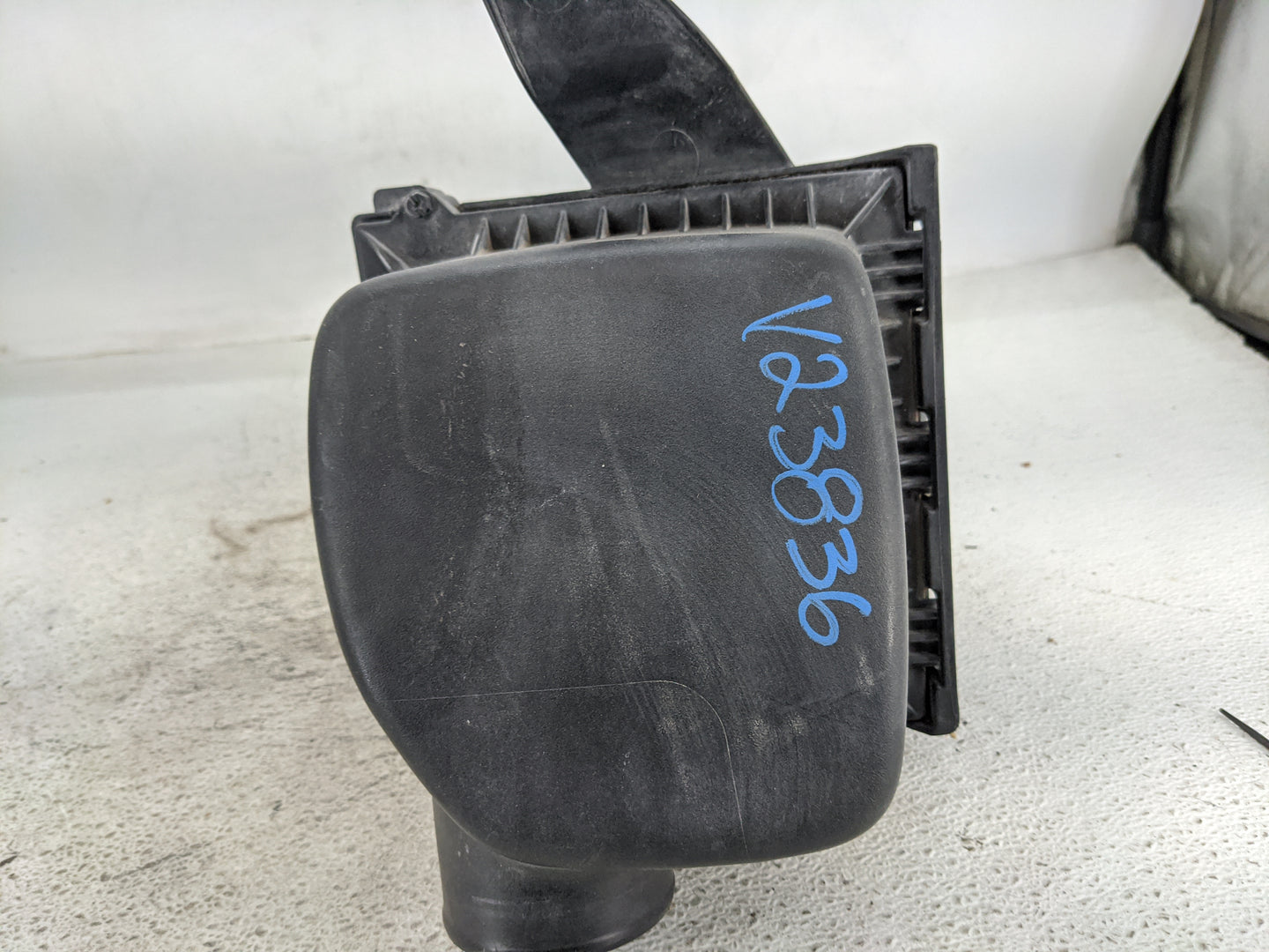 2013-2016 Dodge Dart Air Cleaner Intake-duct Hose Tube 1463556 - Oemusedautoparts1.com