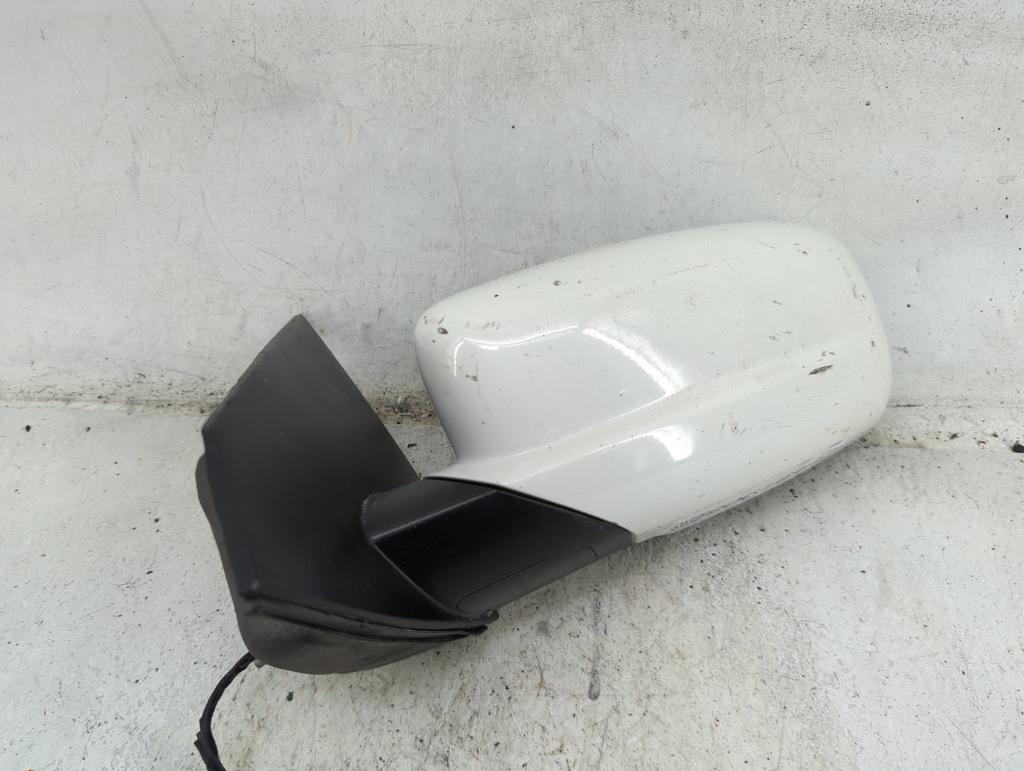 2013-2016 Dodge Dart Driver Side View Mirror - Left Door Mirror OEM Used - Oemusedautoparts1.com