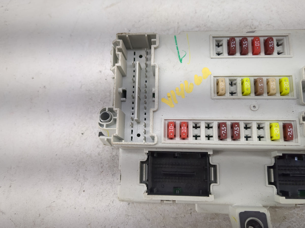 2014-2015 Dodge Dart Body Control Module Bcm - Oemusedautoparts1.com