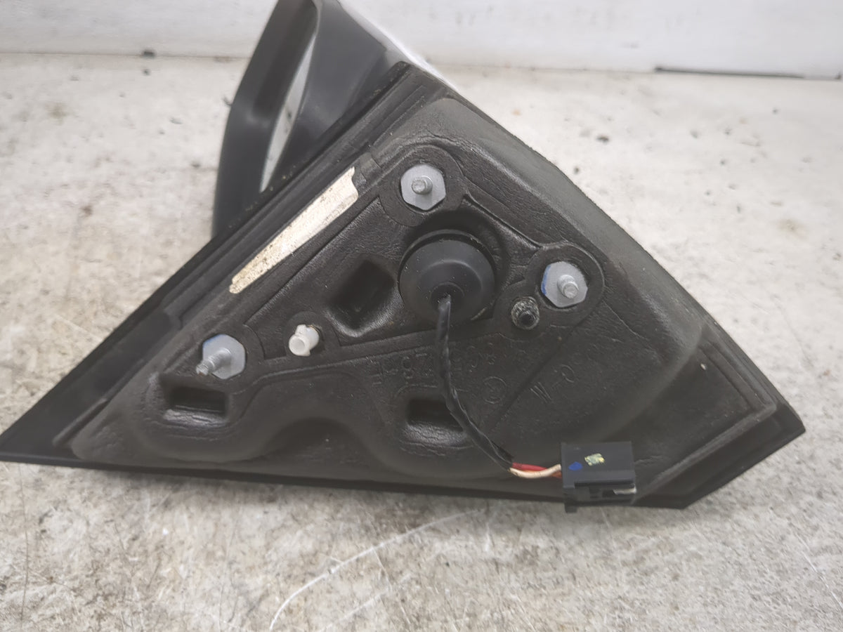 2013-2016 Dodge Dart Passenger Side View Mirror - Right Door Mirror OEM Used - Oemusedautoparts1.com