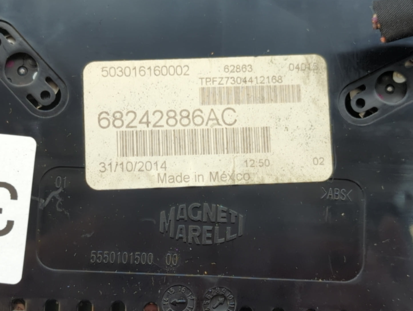 2015 Dodge Dart Instrument Cluster Speedometer Gauges P/N:M9-5LWH4R M9-5FG14R, 68242886AC, 68242888AC Fits OEM Used Auto Par