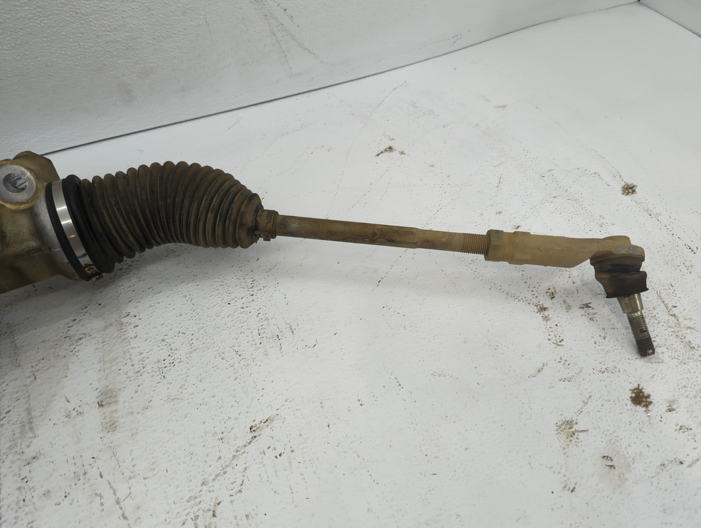2015 Dodge Dart Rack and Pinion Steering Gear P/N:P68142691A Fits OEM Used Auto Parts - Oemusedautoparts1.com