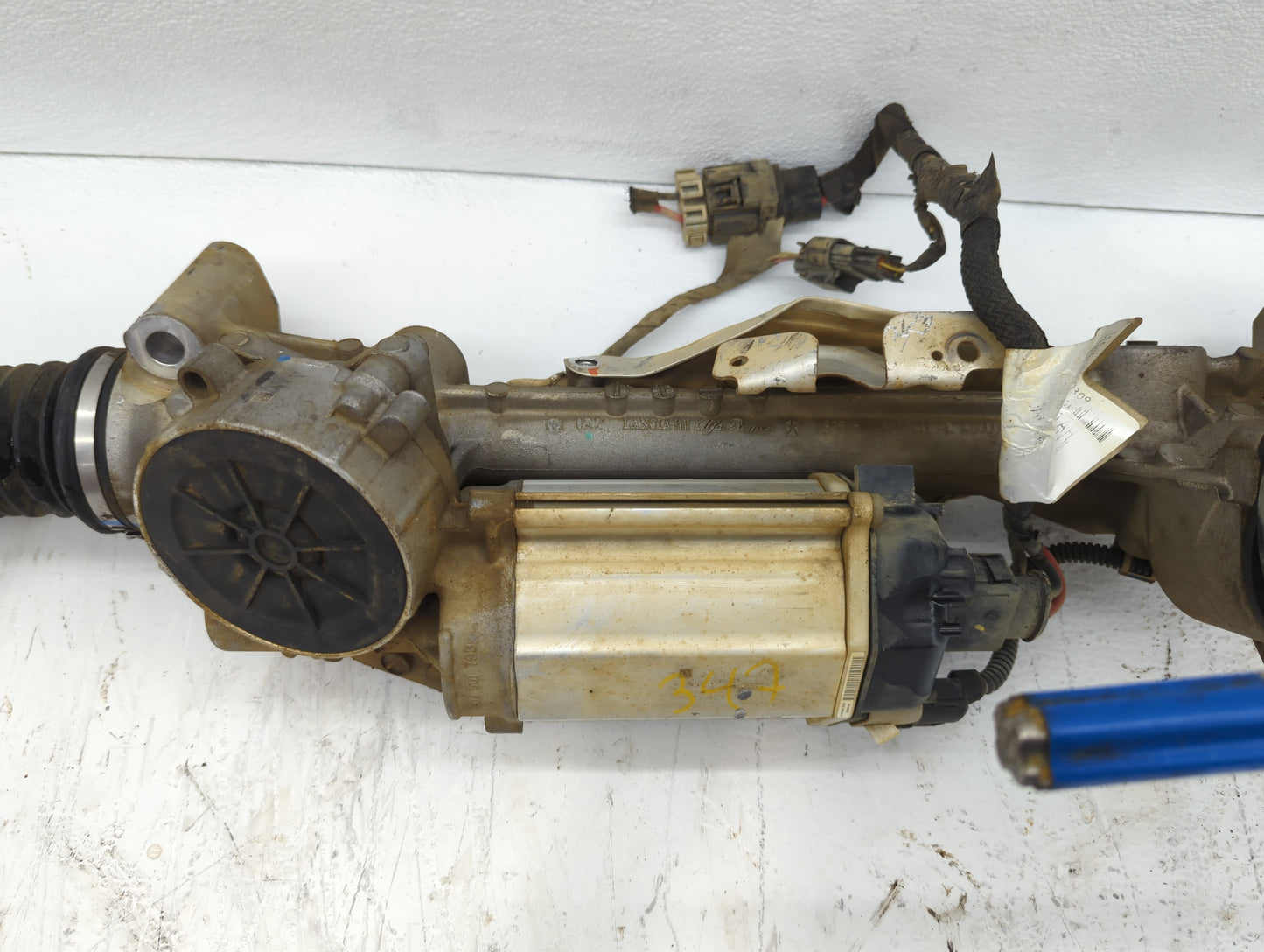 2015 Dodge Dart Rack and Pinion Steering Gear P/N:P68142691A Fits OEM Used Auto Parts - Oemusedautoparts1.com