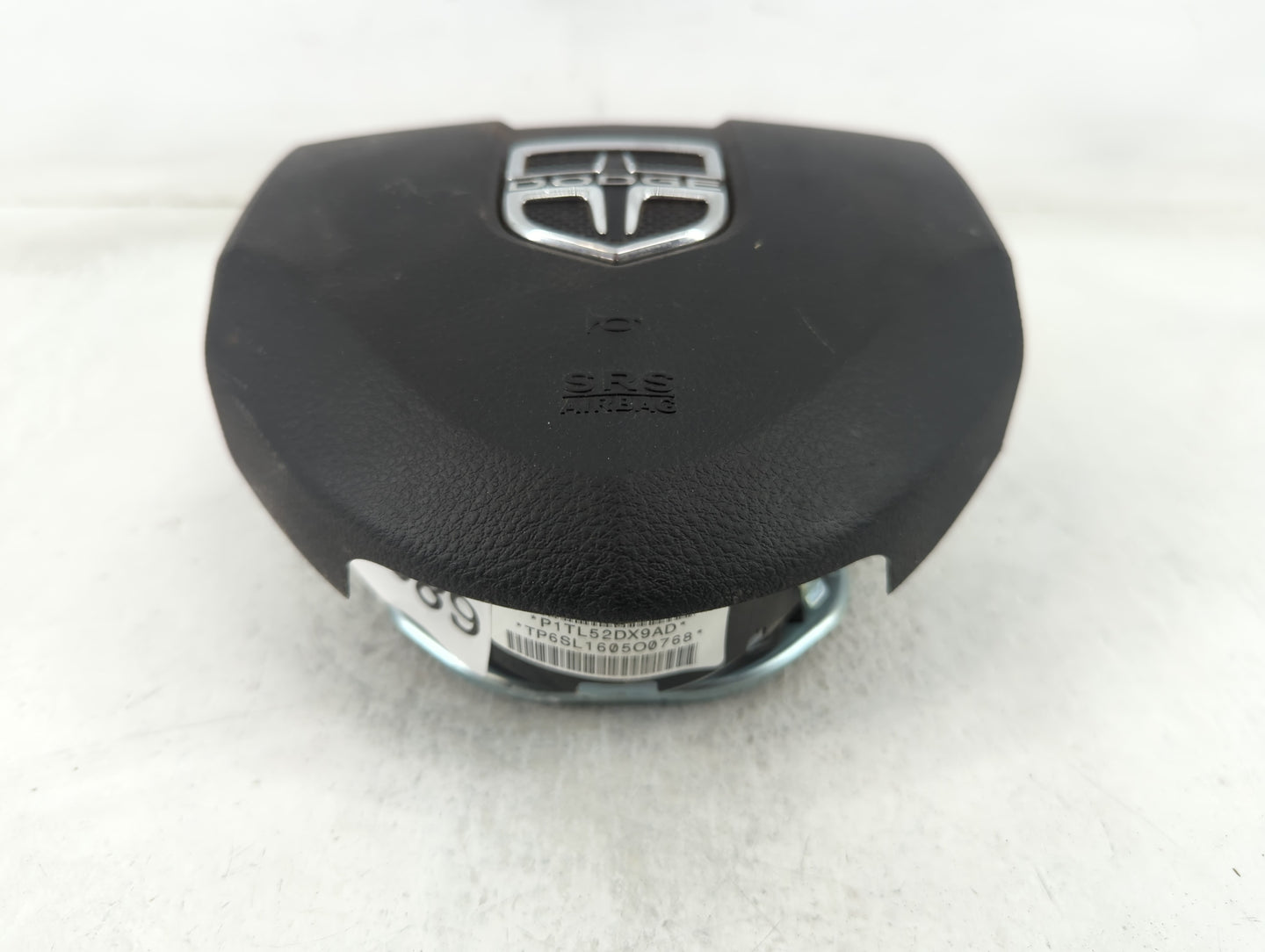 2013-2016 Dodge Dart Air Bag Driver Left Steering Wheel Mounted P/N:P1TL52DX9AD Fits Fits 2013 2014 2015 2016 OEM Used Auto 