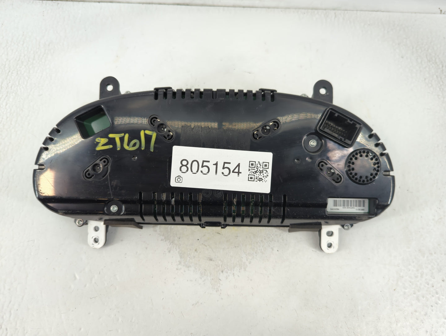 2015 Dodge Dart Instrument Cluster Speedometer Gauges P/N:554016167004 Fits OEM Used Auto Parts - Oemusedautoparts1.com