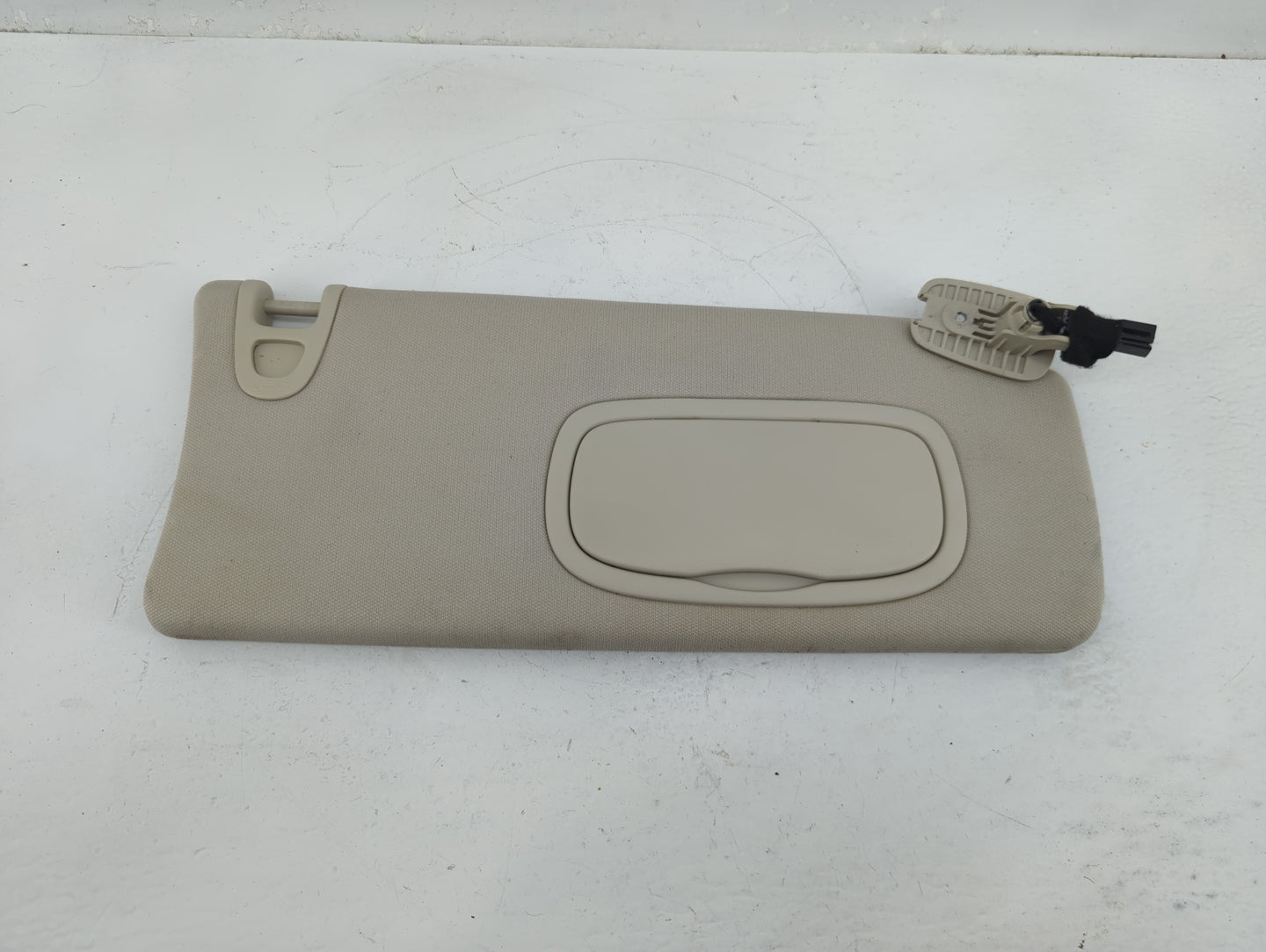 2015-2016 Dodge Dart Sun Visor Shade Replacement Passenger Right Mirror Fits Fits 2015 2016 OEM Used Auto Parts - Oemusedaut