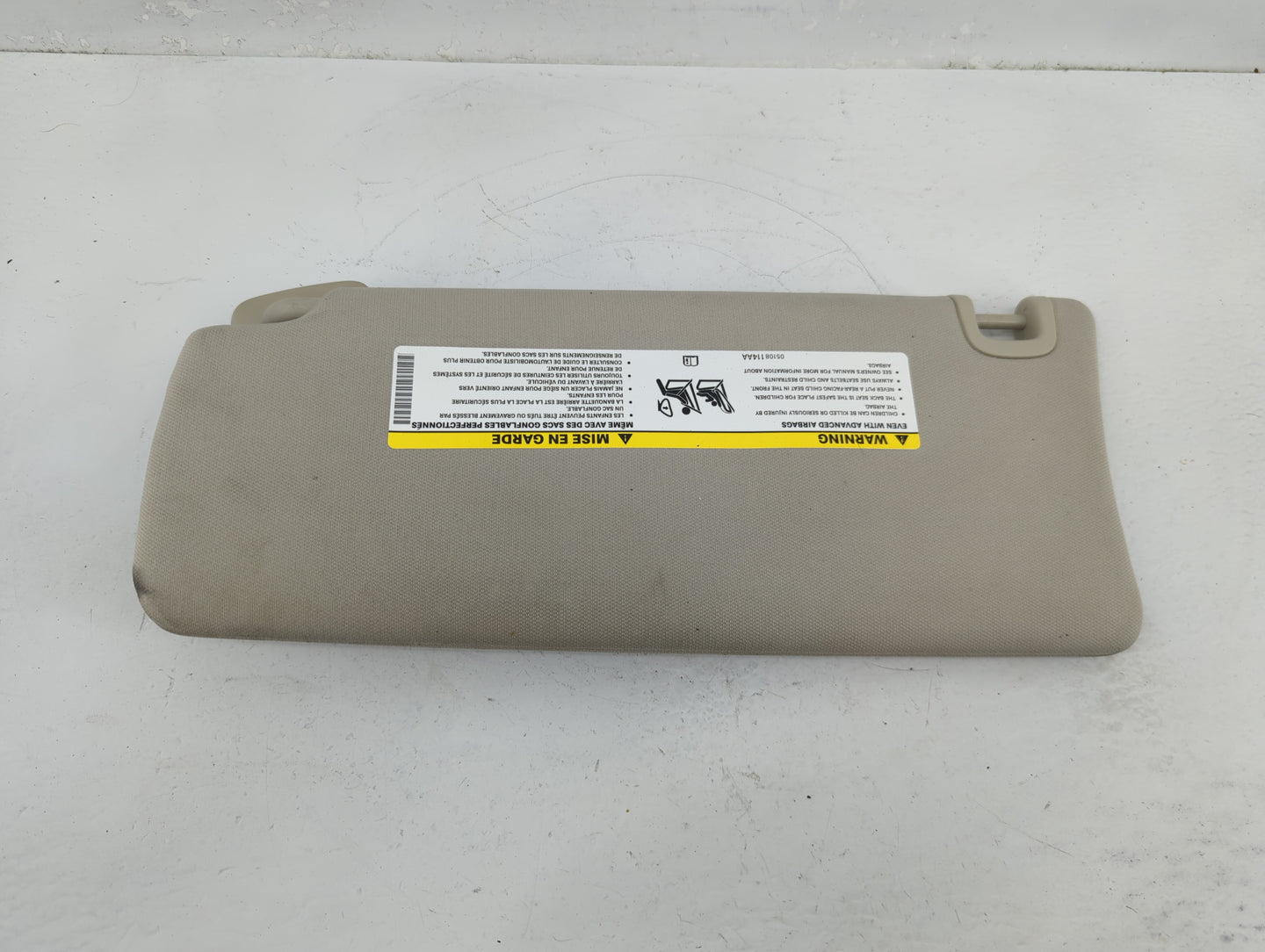 2015-2016 Dodge Dart Sun Visor Shade Replacement Passenger Right Mirror Fits Fits 2015 2016 OEM Used Auto Parts - Oemusedaut