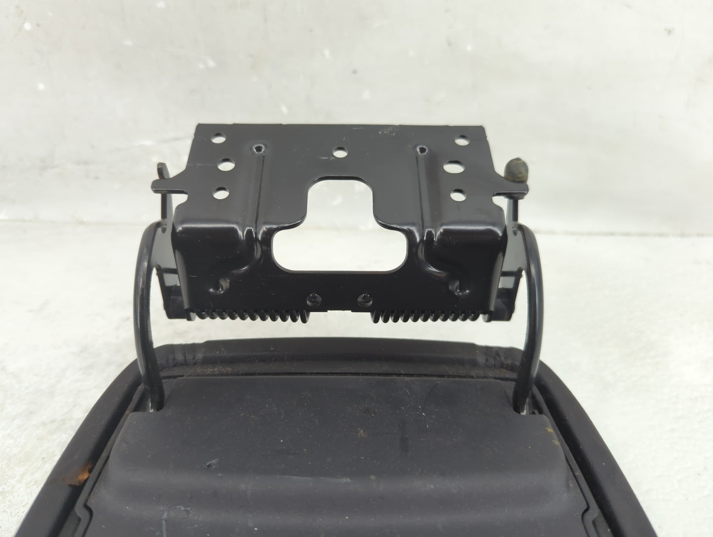 2013-2015 Dodge Dart Center Console Armrest Cover Lid Fits Fits 2013 2014 2015 OEM Used Auto Parts - Oemusedautoparts1.com