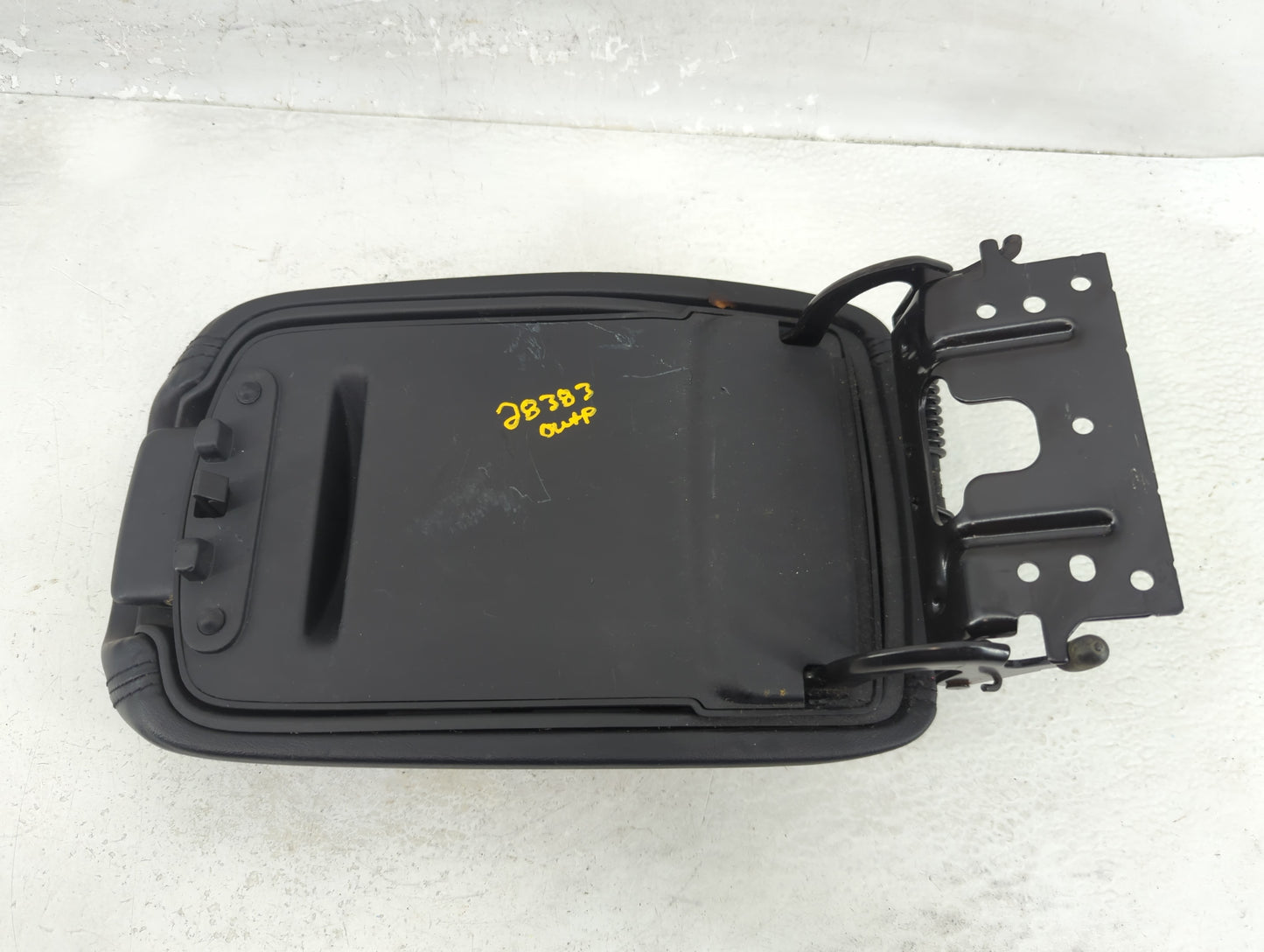 2013-2015 Dodge Dart Center Console Armrest Cover Lid Fits Fits 2013 2014 2015 OEM Used Auto Parts - Oemusedautoparts1.com