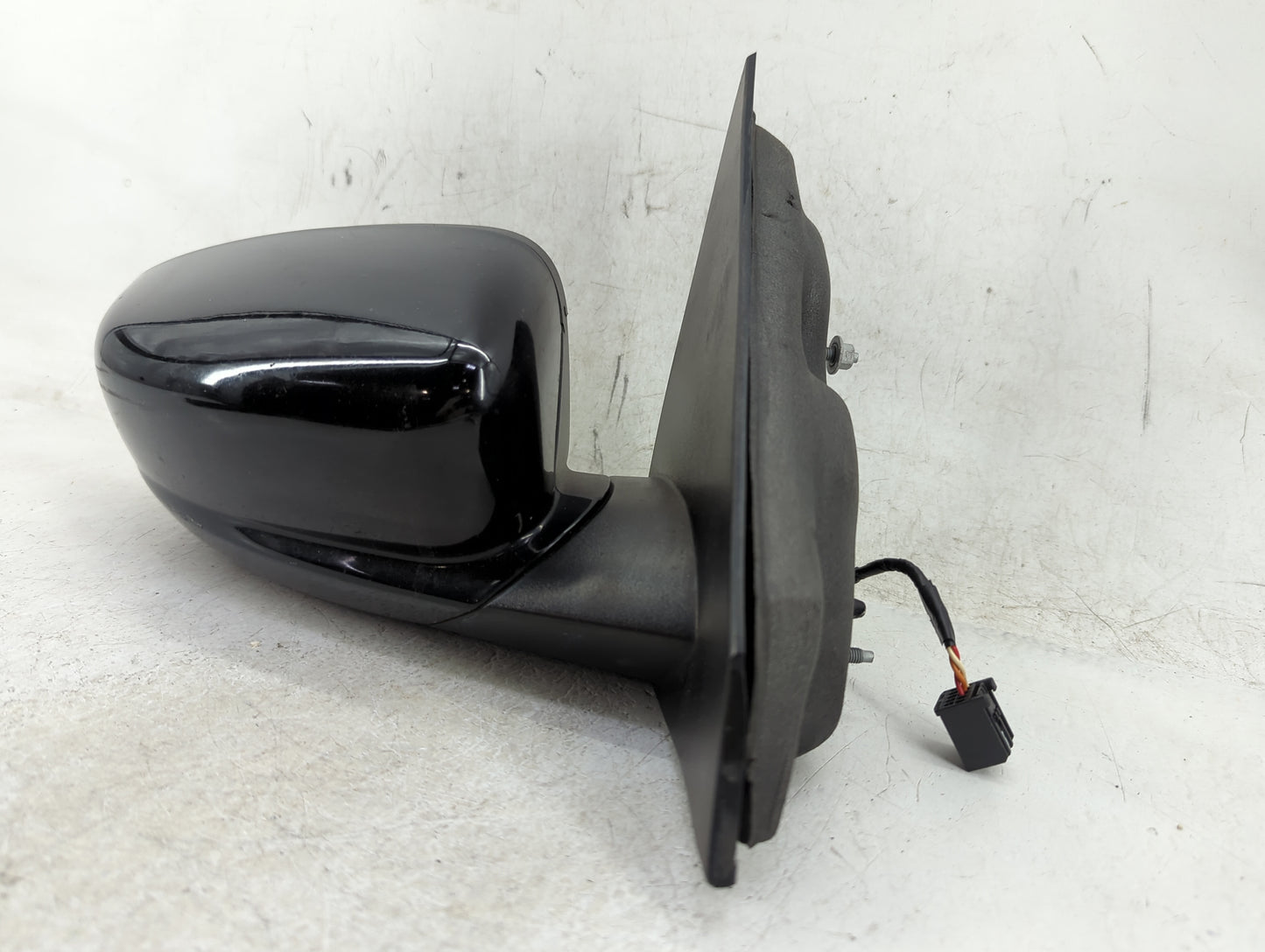 2013-2016 Dodge Dart Passenger Side View Mirror - Right Door Mirror OEM Used - Oemusedautoparts1.com