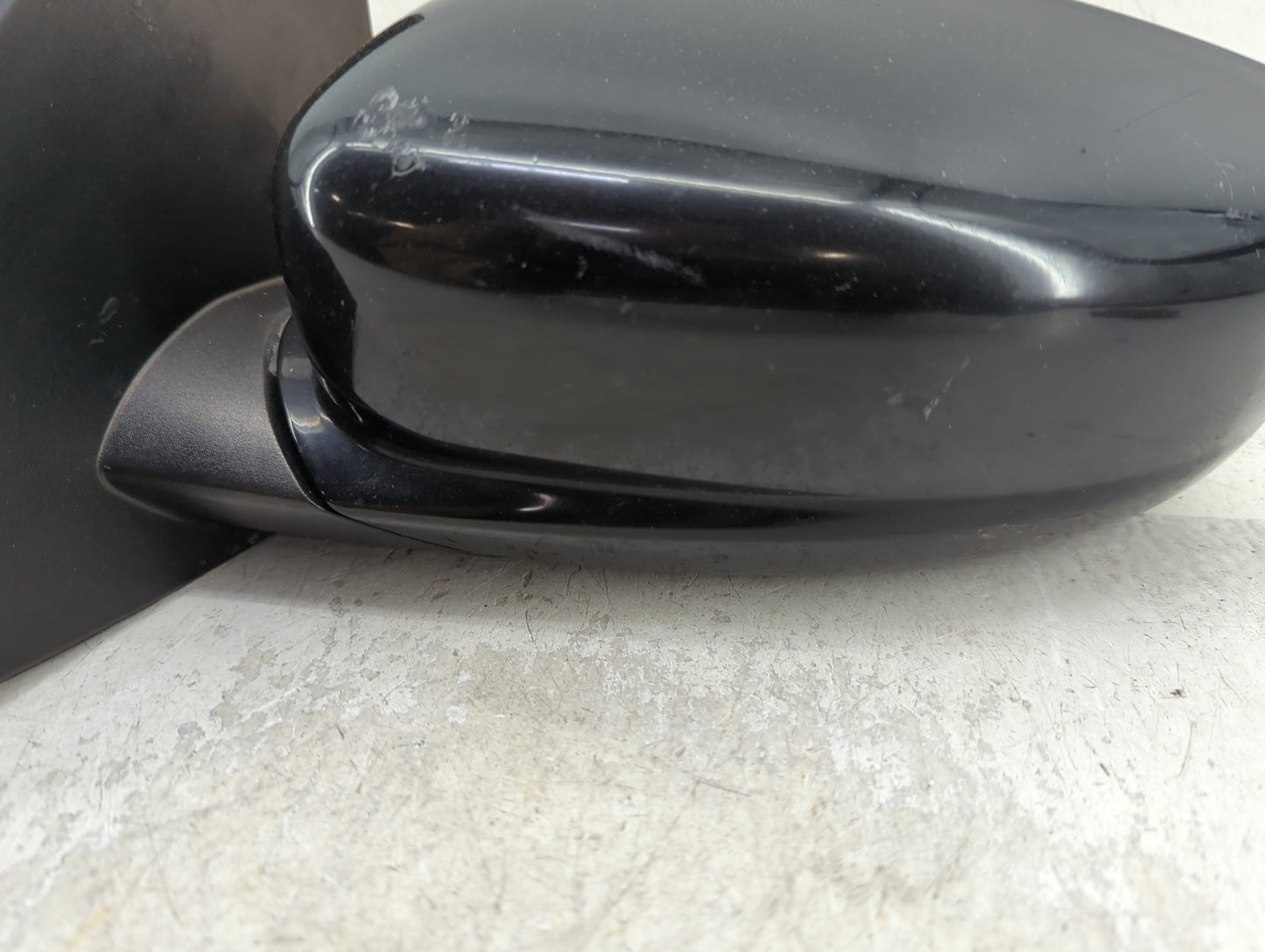 2013-2016 Dodge Dart Driver Side View Mirror - Left Door Mirror OEM Used - Oemusedautoparts1.com