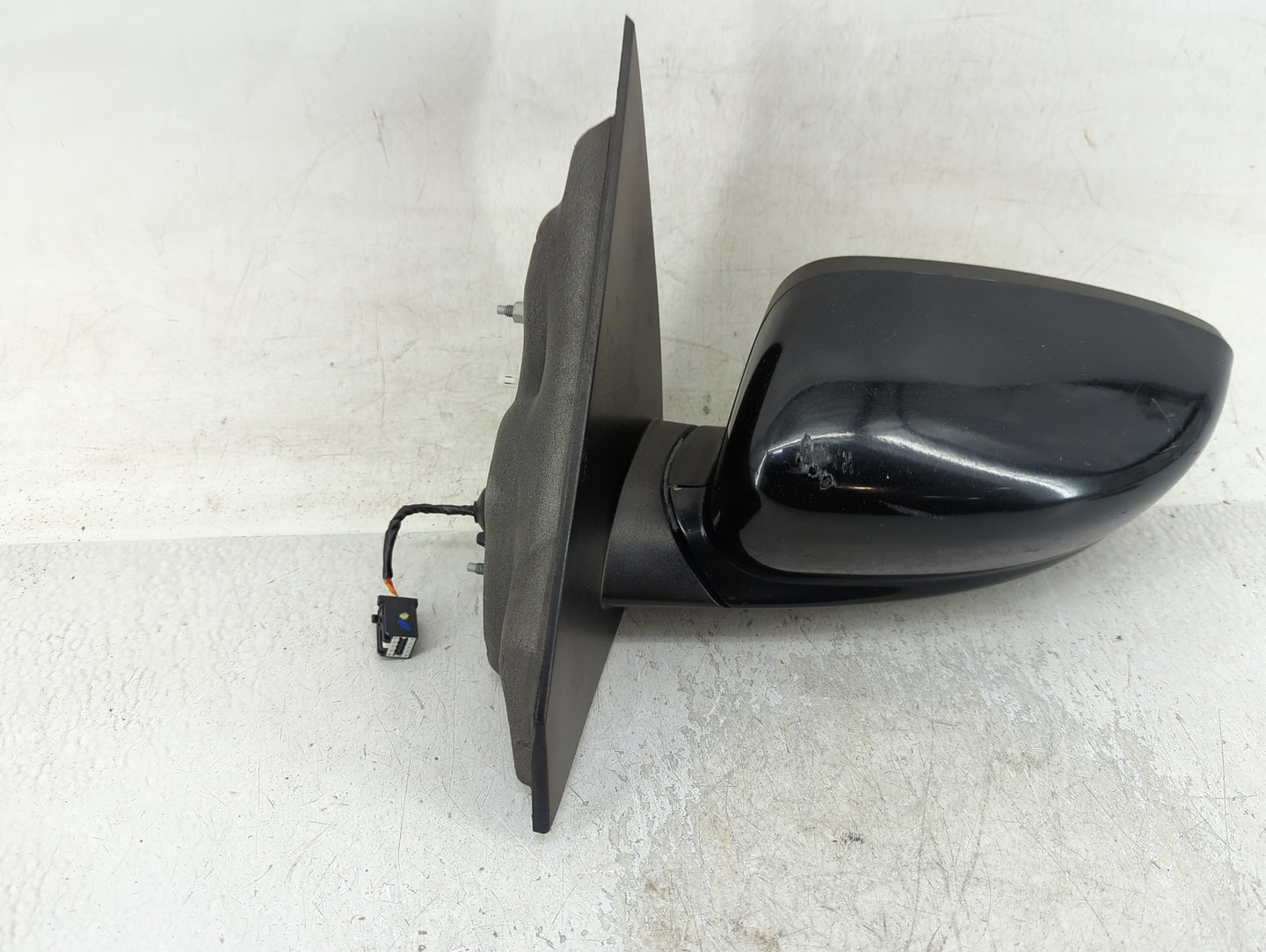 2013-2016 Dodge Dart Driver Side View Mirror - Left Door Mirror OEM Used - Oemusedautoparts1.com