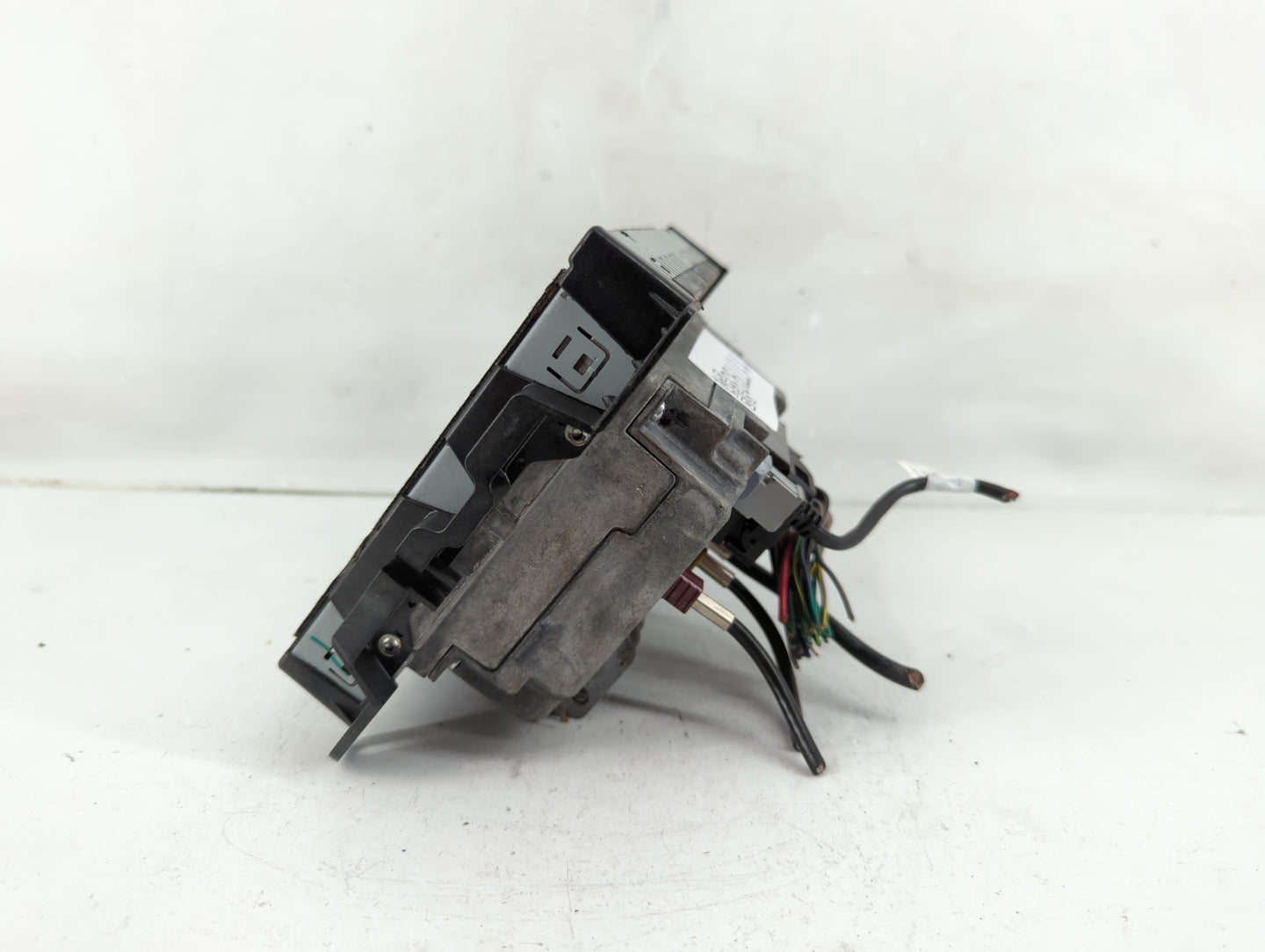 2015 Dodge Durango Radio AM FM Cd Player Receiver Replacement P/N:68239115AH Fits OEM Used Auto Parts - Oemusedautoparts1.co