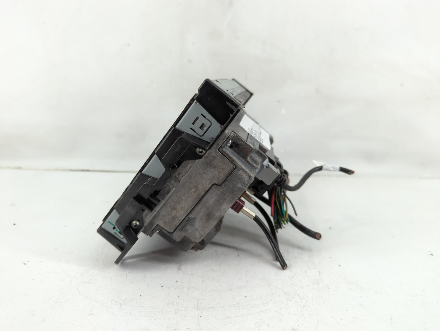 2015 Dodge Durango Radio AM FM Cd Player Receiver Replacement P/N:68239115AH Fits OEM Used Auto Parts - Oemusedautoparts1.co