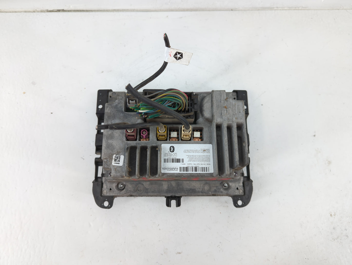 2015 Dodge Durango Radio AM FM Cd Player Receiver Replacement P/N:68239115AH Fits OEM Used Auto Parts - Oemusedautoparts1.co