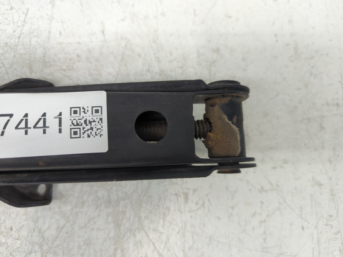 2015 Dodge Durango Spare Scissor Car Jack - Oemusedautoparts1.com