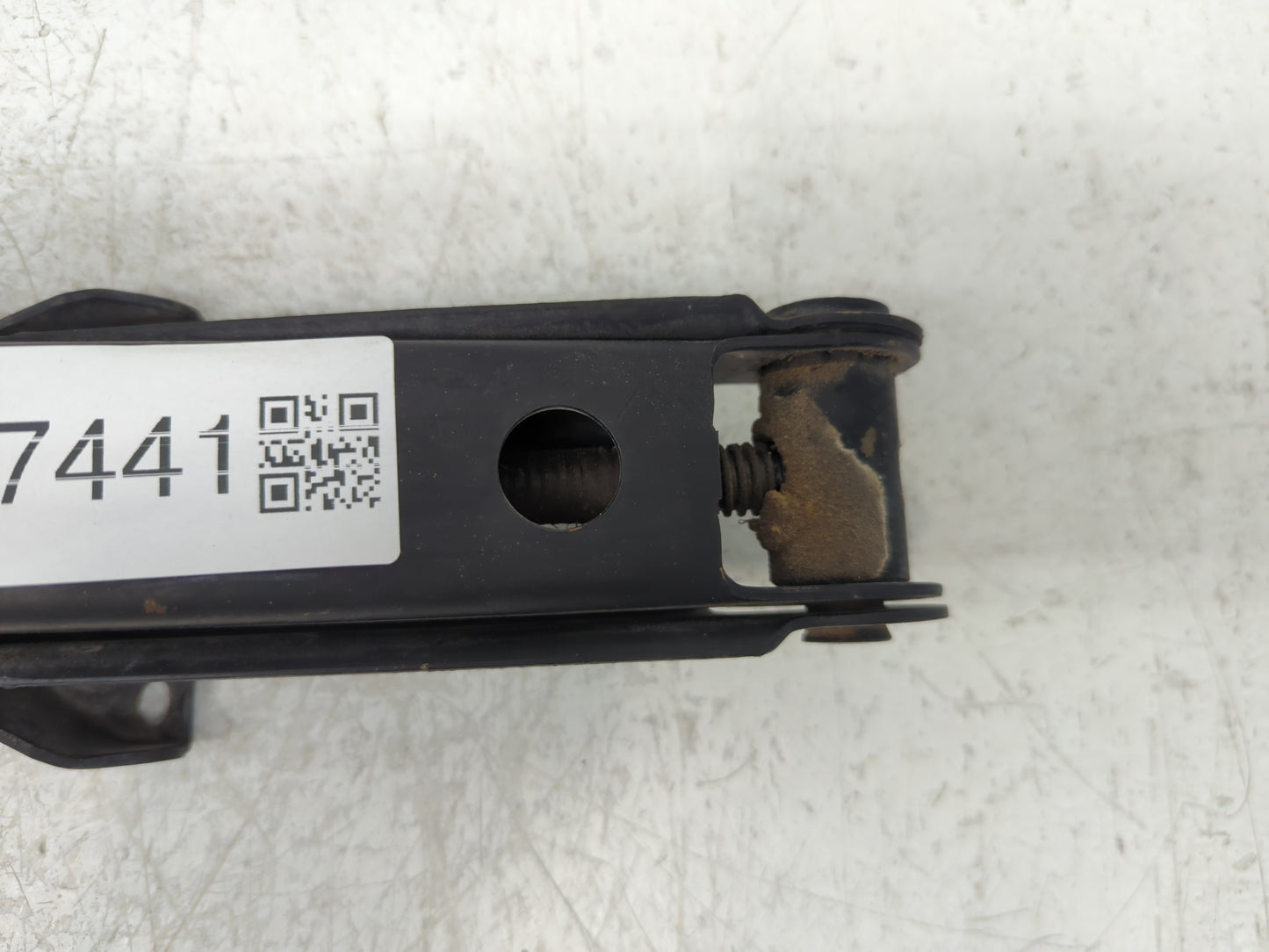 2015 Dodge Durango Spare Scissor Car Jack - Oemusedautoparts1.com