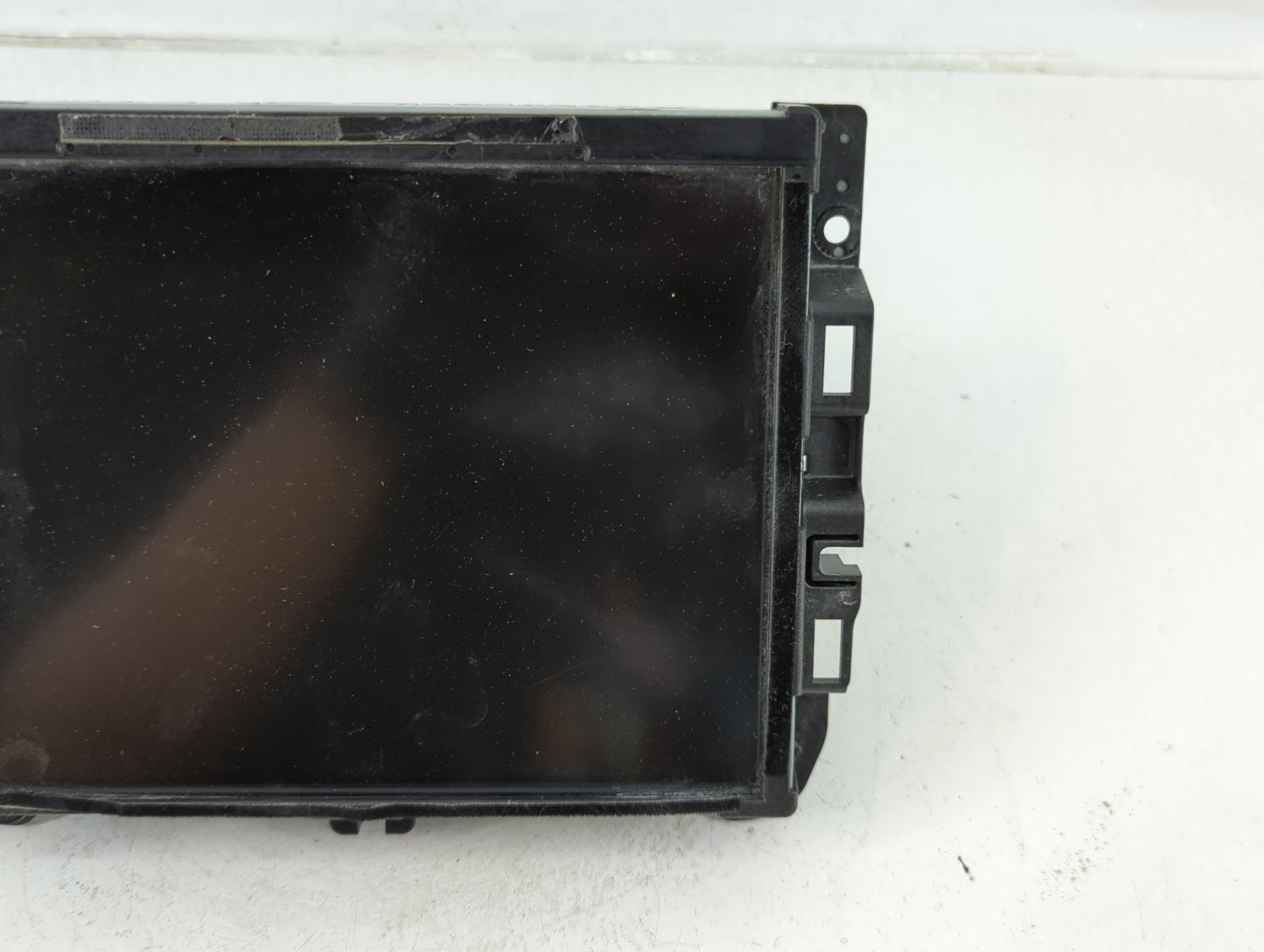 2015 Dodge Durango Radio AM FM Cd Player Receiver Replacement P/N:68239115AH 6434C-BE2801 Fits OEM Used Auto Parts - Oemused