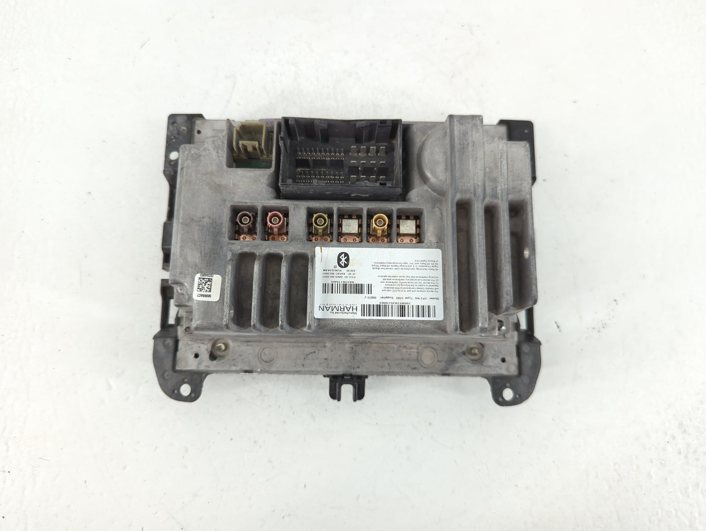 2015 Dodge Durango Radio AM FM Cd Player Receiver Replacement P/N:68239115AH 6434C-BE2801 Fits OEM Used Auto Parts - Oemused