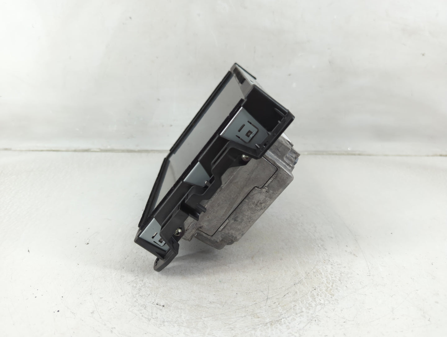 2015 Dodge Durango Radio AM FM Cd Player Receiver Replacement Fits OEM Used Auto Parts - Oemusedautoparts1.com