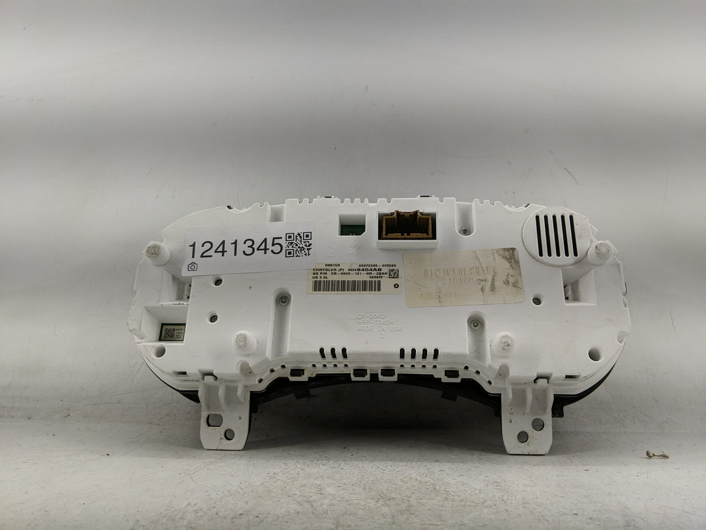 2015 Dodge Durango Instrument Cluster Speedometer Gauges P/N:68248454AB Fits OEM Used Auto Parts - Oemusedautoparts1.com