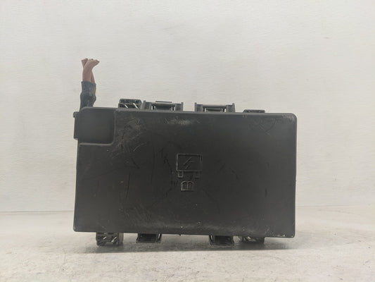 2015 Dodge Durango Fusebox Fuse Box Panel Relay Module Fits OEM Used Auto Parts - Oemusedautoparts1.com