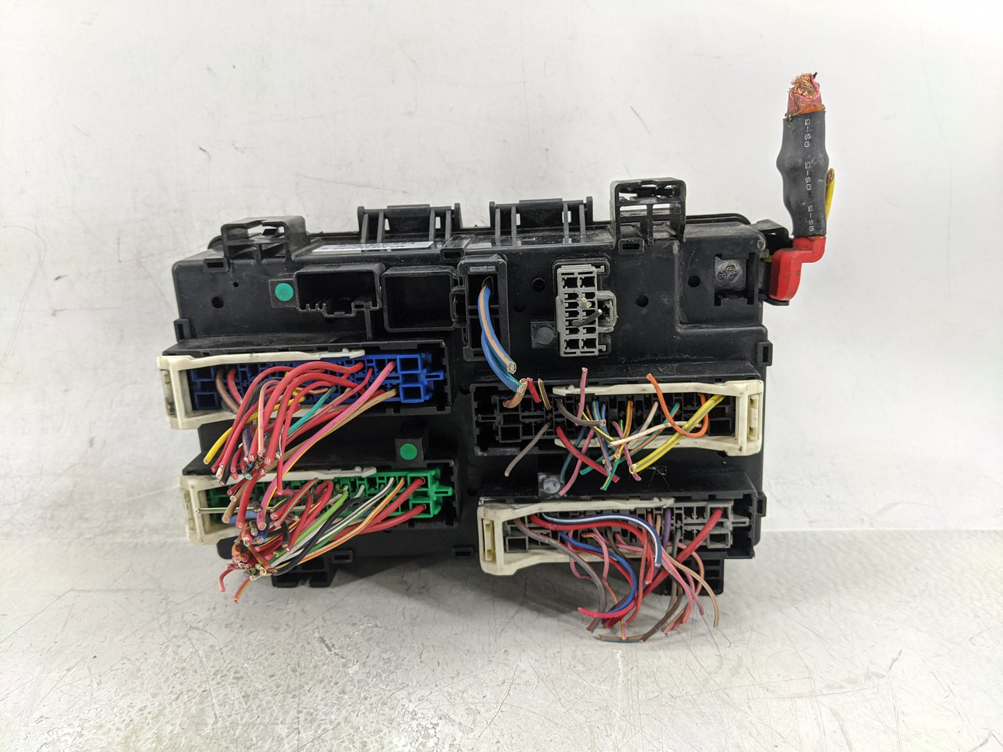 2015 Dodge Durango Fusebox Fuse Box Panel Relay Module P/N:7140-1980-30 Fits OEM Used Auto Parts - Oemusedautoparts1.com