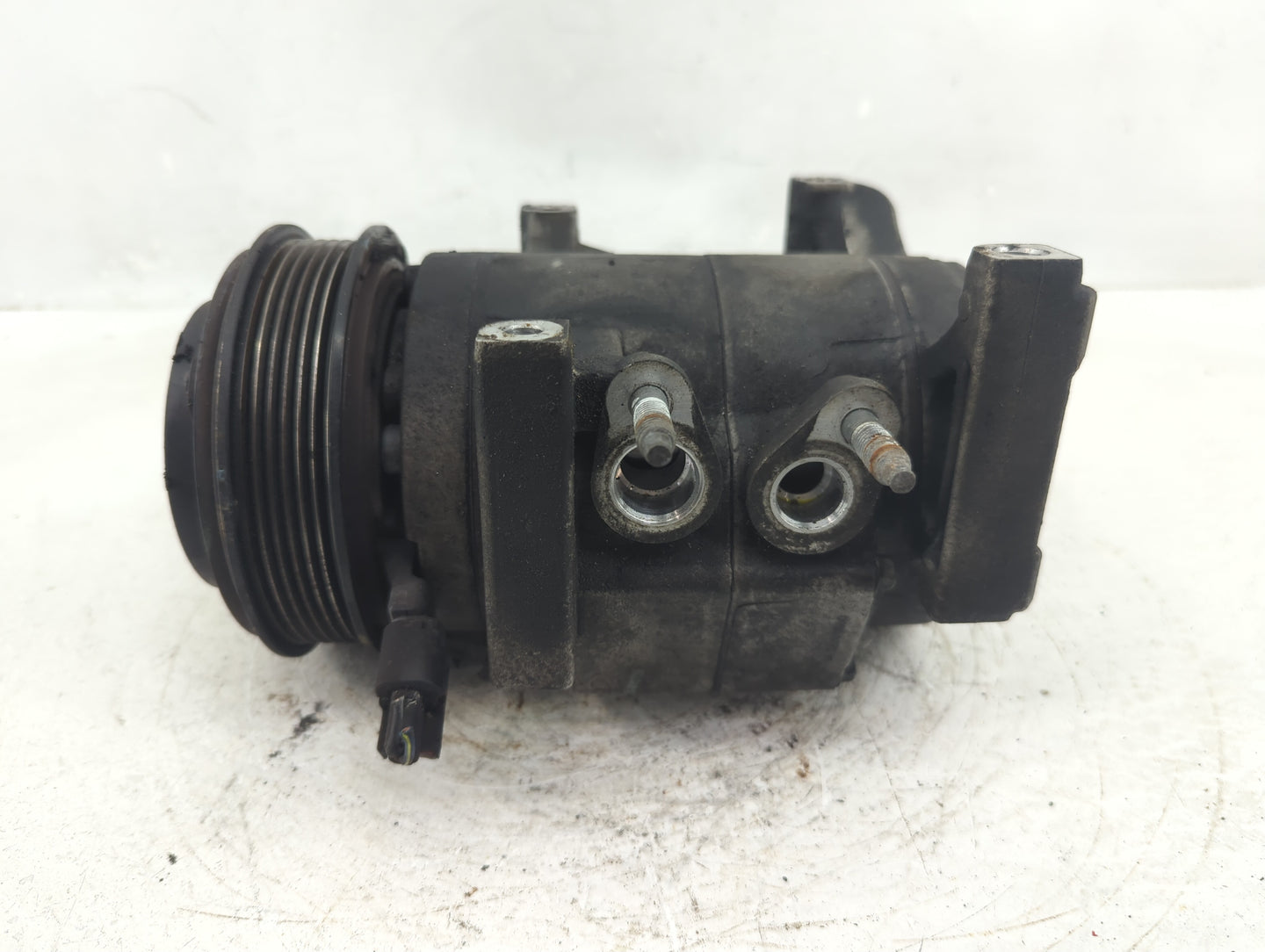 2011-2015 Dodge Durango Air Conditioning A/c Ac Compressor Oem - Oemusedautoparts1.com