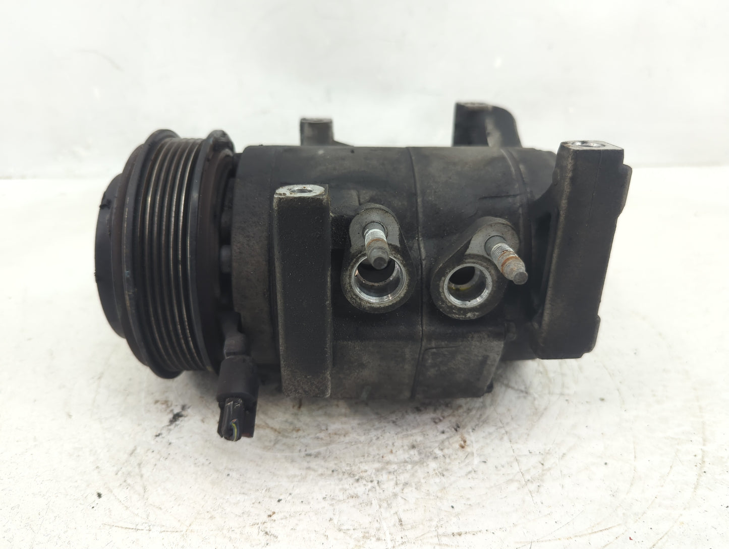 2011-2015 Dodge Durango Air Conditioning A/c Ac Compressor Oem - Oemusedautoparts1.com