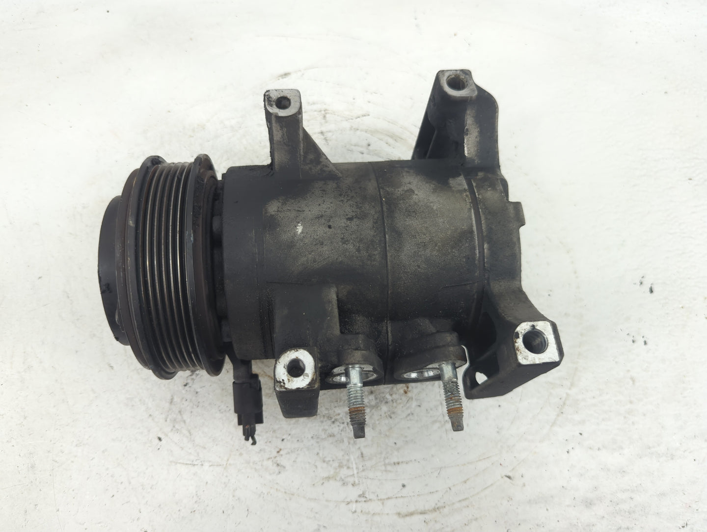 2011-2015 Dodge Durango Air Conditioning A/c Ac Compressor Oem - Oemusedautoparts1.com