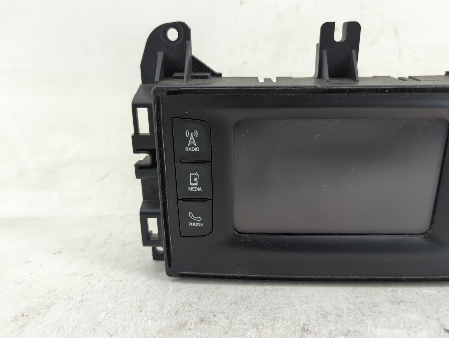 2015 Dodge Durango Radio AM FM Cd Player Receiver Replacement P/N:P68245298AE Fits OEM Used Auto Parts - Oemusedautoparts1.c