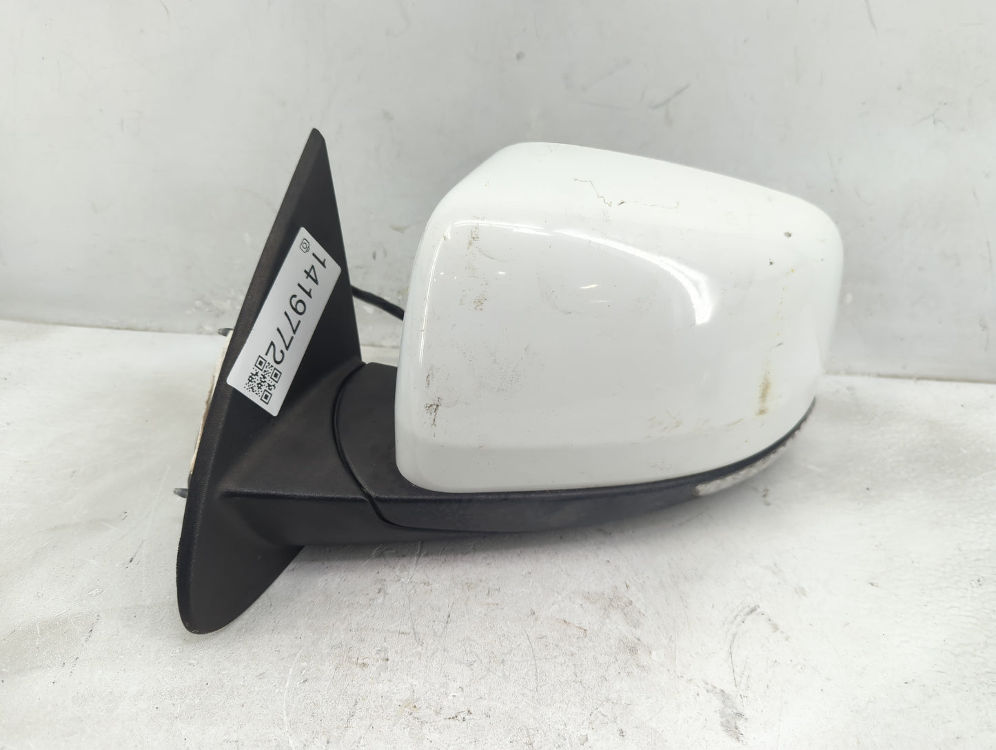2011-2021 Dodge Durango Driver Side View Mirror - Left Door Mirror OEM Used - Oemusedautoparts1.com